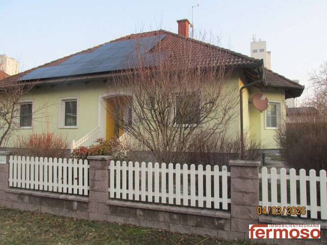 Immobilie in Mannersdorf an der March - Traumhafter Bungalow vollunterkellert mit Fitness und Kino, perfekt und gepflegt mit wunderbaren Garten - Bild 4