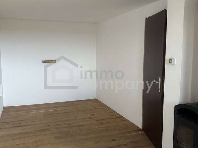 Immobilie in Jennersdorf - Kleines hübsches Haus in schöner Aussichtslage - Bild 4