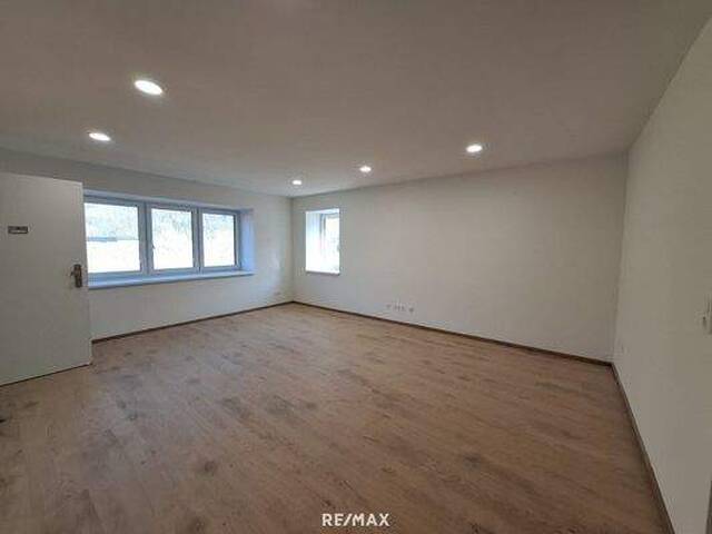 Immobilie in Wiesenfeld - Flexibles Wohn- und Geschäftshaus in Wiesenfeld - Bild 2