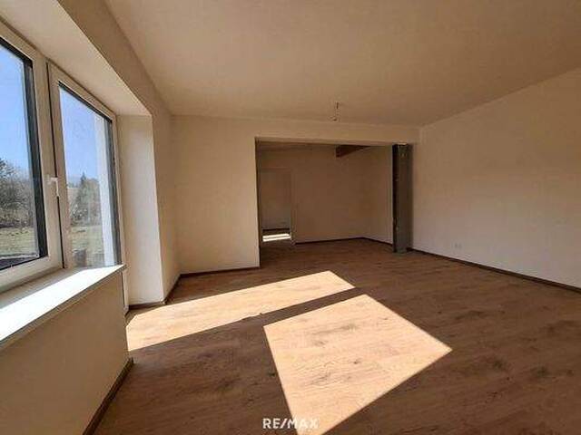 Immobilie in Wiesenfeld - Flexibles Wohn- und Geschäftshaus in Wiesenfeld - Bild 3