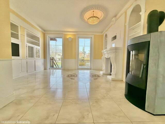 Immobilie in Orth an der Donau - CHARMANTES EINFAMILIENHAUS - Garten, Balkon und Terrasse in ruhiger Lage von Orth an der Donau! - Bild 1