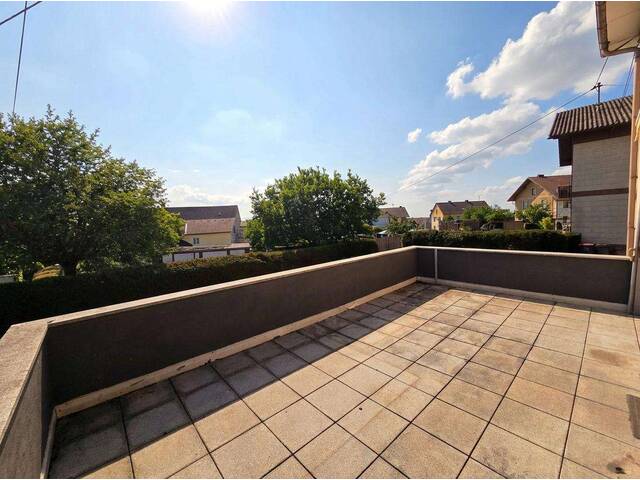 Immobilie in Ried in der Riedmark - Charmantes Wohnhaus mit Sonnenterrasse in ruhiger Zentrumslage - Bild 2