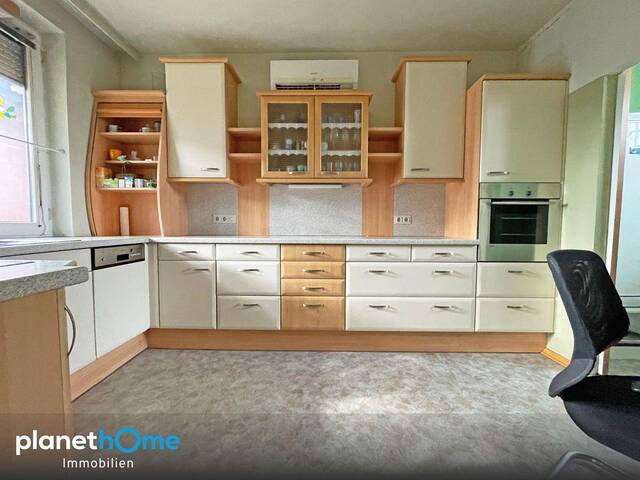 Immobilie in Pamhagen - Einfamilienhaus mit Terrasse, Innenhof und großer Garage - Bild 3