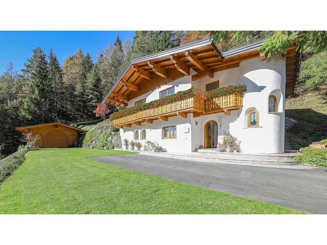 Immobilie in Waidring - Anwesen in einzigartiger Toplage mit unverbautem Panoramablick - Bild 1