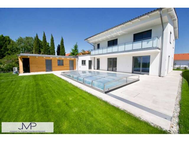 Immobilie in Gols - Geräumige Niedrig-Energie-Villa mit Pool - traumhafte Ruhelage, Blick auf Neusiedler See - provisionsfrei! - Bild 0