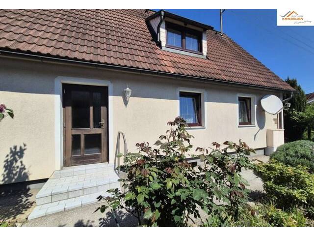 Immobilie in Pottschach - Charmantes Eckreihenhaus mit großem Garten und viel Potenzial - ruhige Lage nahe Bahnhof Pottschach - Bild 0