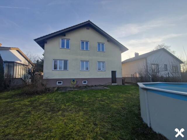 Immobilie in Bisamberg - LIEBEVOLLES EIN- BZW. MEHRFAMILIENHAUS IN TRAUMHAFTER WOHNLAGE MIT HERRLICHEM FERNBLICK DIREKT AN FELDER DER REGION ANGRENZEND - Bild 3