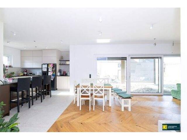 Immobilie in Lanzendorf - Modernes freistehendes Zweifamilienhaus I südlich von Wien I Neubau - Bild 2