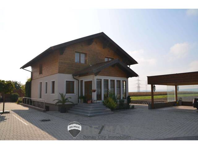 Immobilie in Langenrohr - Gepflegtes Einfamilienhaus + gut geführte Frühstückspension bei Tulln! - Bild 1