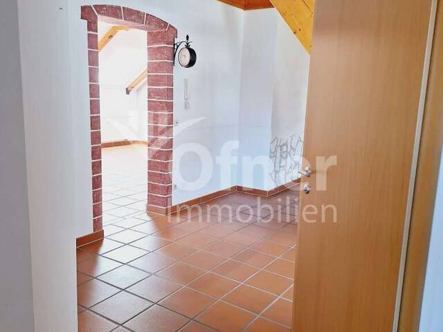 Immobilie in Bärnbach - Sonnige 3 Zimmer Wohnung mit Loggia und schöner Aussicht - Bild 3