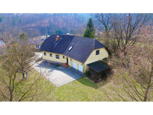 Immobilie in Ehrenhausen - Wohnhaus in Ehrenhausen - Bild 1