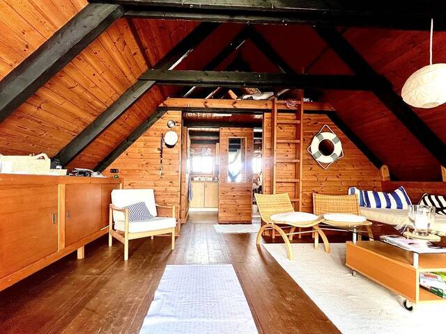 Immobilie in Rust - FÜR GERN-WEITBLICKER FAST WIE AM MEER - RUHE, ENTSPANNUNG UND FREIHEIT - HÜTTE IM SEE MIT BOOTSGARAGE - Bild 1