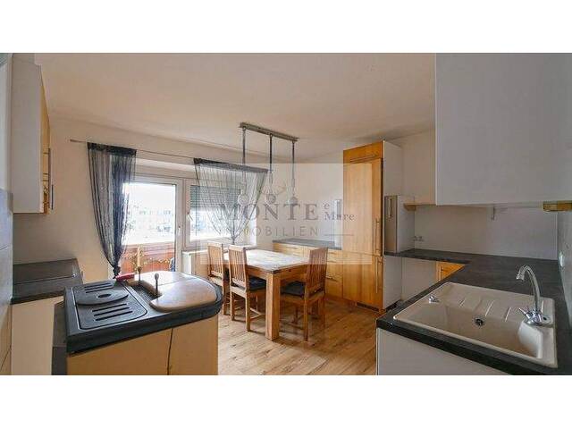 Immobilie in St. Johann in Tirol - Charmante 3-Zimmer-Wohnung mit Balkonblick auf das Kitzbüheler Horn - Bild 0