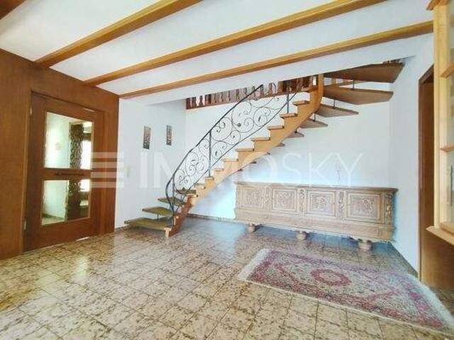 Immobilie in Mäder - Großzügiges Haus in ruhiger Sackgasse Wohnen im Grünen - Bild 1