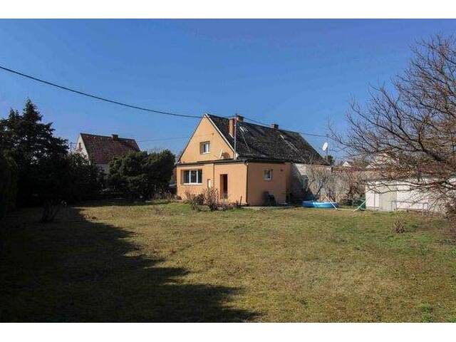 Immobilie in Angern an der March - Viel Platz im Grünen: Gepflegte Doppelhaushälfte mit großem Garten in Angern an der March - Bild 1