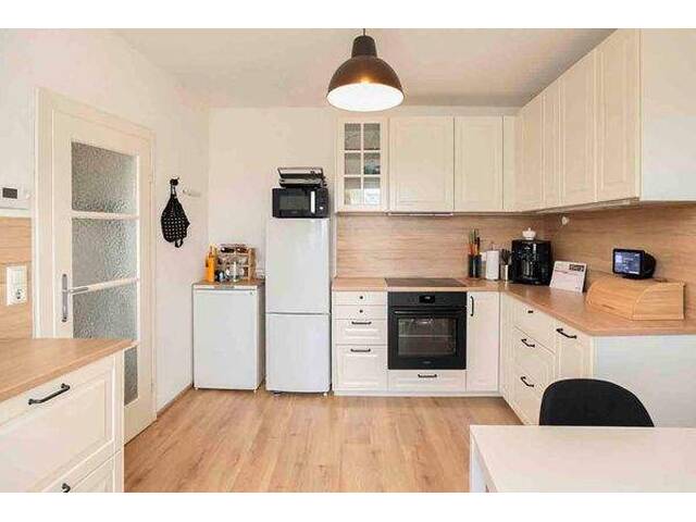 Immobilie in Angern an der March - Viel Platz im Grünen: Gepflegte Doppelhaushälfte mit großem Garten in Angern an der March - Bild 3