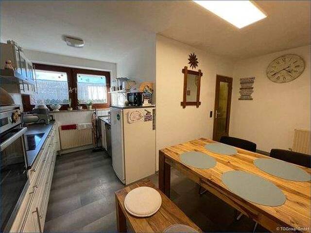 Immobilie in Oberndorf bei Salzburg - Großzügiges Reihenhaus mit Garten & viel Gestaltungspotenzial - Bild 1