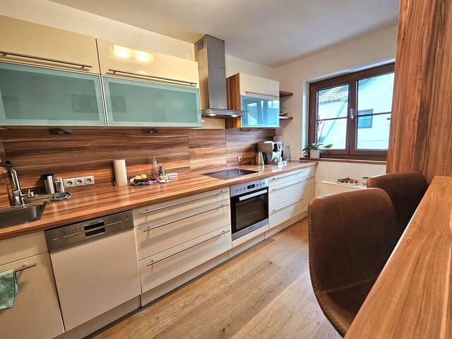 Immobilie in Mondsee - Großzügige Wohnung mit Altstadtflair - Bild 1