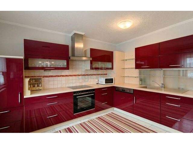 Immobilie in Walpersbach - Modernisierter Bungalow mit ca. 200 m², Wintergarten, Keller, Garage und überzeugender Außenanlage - Bild 3