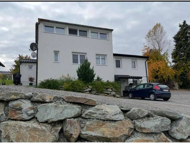 Immobilie in Großpetersdorf - Wohnhaus mit 2 getrennten Wohneinheiten und Garten in Grosspetersdorf - Bild 0