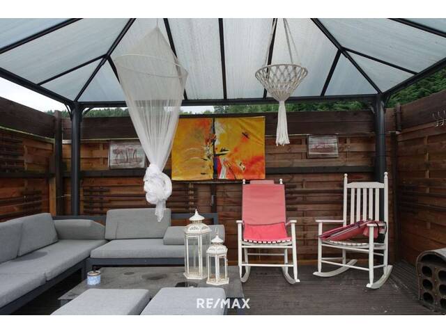 Immobilie in Karl - Einfamilienhaus mit drei eigenständigen Wohnungen und einzigartigem Erlebnisgarten - Bild 4