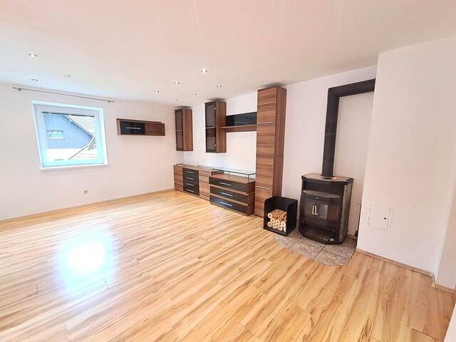 Immobilie in Gaming - Natur pur! 3-Zimmer-Eigentumswohnung mit TG-Parkplatz, Balkon und Aussicht - Bild 1