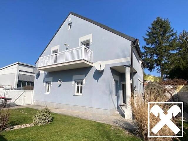 Immobilie in Wiener Neustadt - Geniales Familienhaus! Einziehen und Wohlfühlen! - Bild 0