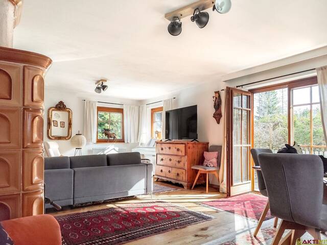 Immobilie in St. Oswald - Charmantes Ferienhaus in St. Oswald mit Terrasse, Garten und 6 Zimmern. - Bild 0