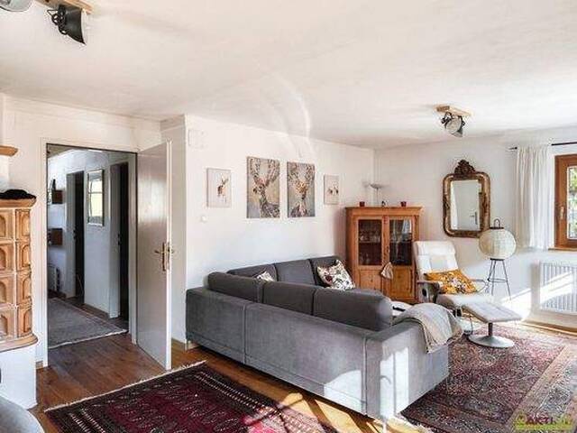 Immobilie in St. Oswald - Charmantes Ferienhaus in St. Oswald mit Terrasse, Garten und 6 Zimmern. - Bild 2