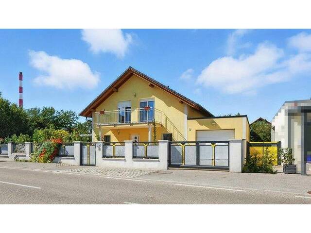 Immobilie in Bisamberg - Modernes Einfamilienhaus mit Garten, Garage und neuwertigem Komfort in Bisamberg! - Bild 0