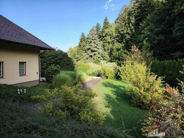 Immobilie in Kaumberg - Tolle Villa mit neuer PV-Anlage bietet viel Platz und ruhige, grüne Umgebung - nur ca. 38 min zur Stadtgrenze Wien! - Bild 1