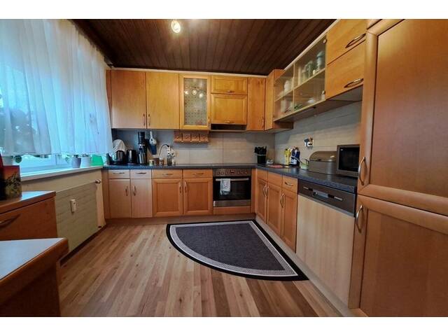 Immobilie in Bärnbach - Gepflegte 3-4-Zimmer-Wohnung mit Loggia, Klimaanlage und Garage - Bild 4