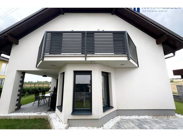 Immobilie in Gerasdorf - Luxuriöses Einfamilienhaus in Gerasdorf: 6 Zimmer, 207m², Terrasse & Balkone! - Bild 3