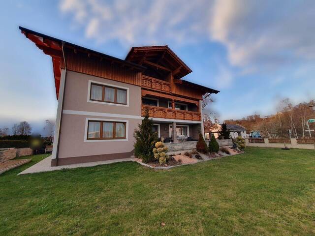 Immobilie in Mauerkirchen - Wunderschönes Mehrfamilienhaus mit großzügigem Grundstück - Bild 4