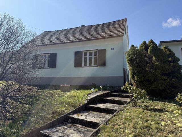 Immobilie in Burgauberg - Idyllisches Grundstück - Haus mit Potenzial in ruhiger Lage - Bild 0