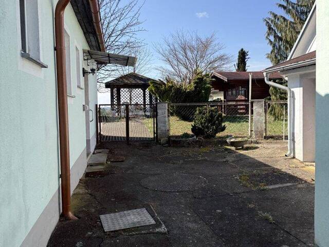 Immobilie in Burgauberg - Idyllisches Grundstück - Haus mit Potenzial in ruhiger Lage - Bild 2