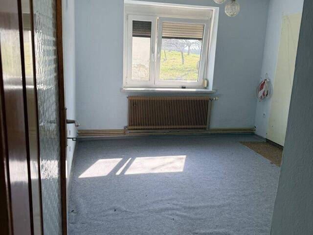 Immobilie in Burgauberg - Idyllisches Grundstück - Haus mit Potenzial in ruhiger Lage - Bild 3