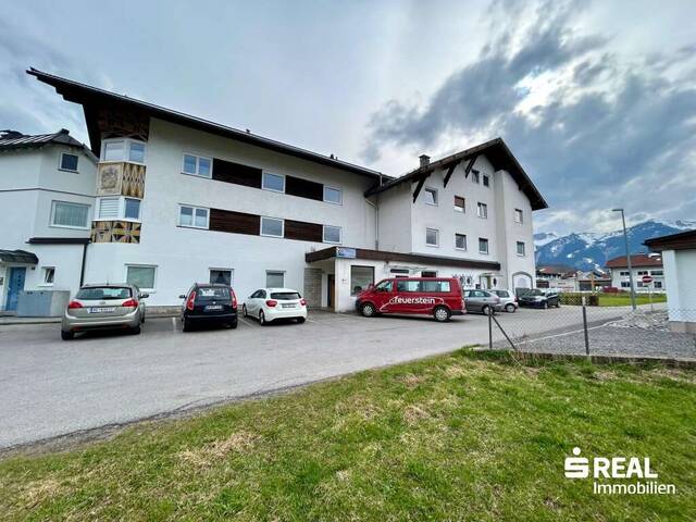 Immobilie in Reutte - Gemütliche Dachgeschosswohnung mit Bergblick in Reutte - Bild 0