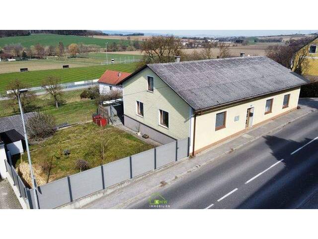 Immobilie in Bischofstetten - NEU AM MARKT: Charmantes 5-Zimmer-Wohnhaus mit Garten und Terrasse - Bild 0