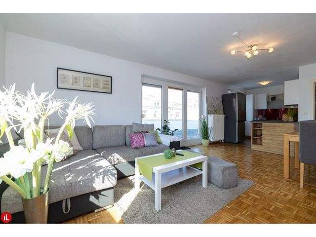 Immobilie in Schwechat - Dachgeschosswohnung mit 62 m² Dachterrasse - Sonne von Ost bis West - Bild 0