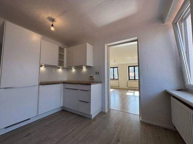 Immobilie in Stegersbach - Streckhof mit begrüntem Innenhof mit diversen Lagermöglichkeiten und Garage - Bild 2