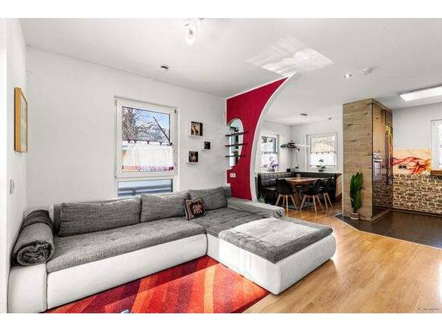 Immobilie in Reutte - Mehr als man auf den ersten Blick sieht! Charmantes Einfamilienhaus in Reutte - Bild 0