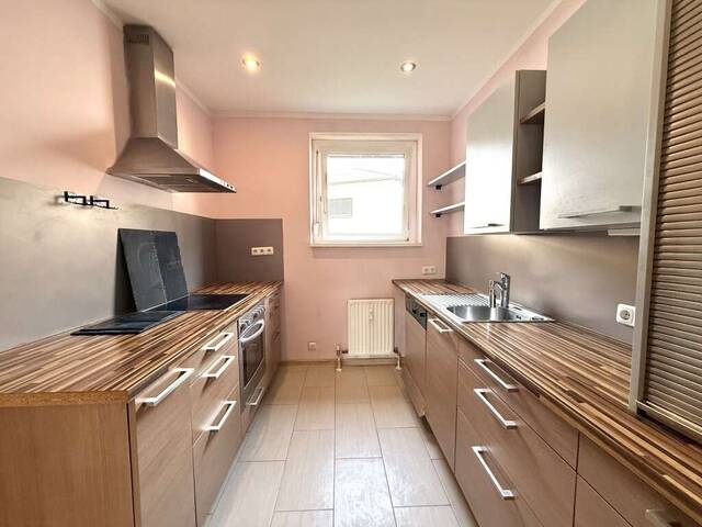 Immobilie in Traun - 3-Zimmer Erdgeschoßwohnung mit Balkon & Garage! - Bild 3