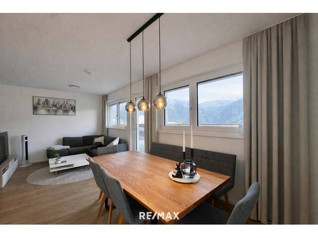 Immobilie in Hall in Tirol - Attraktive 4-Zimmer-Wohnung mit Südbalkon und zwei Tiefgaragenplätzen in Hall in Tirol - Bild 1