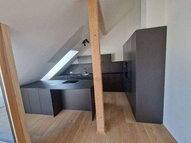 Immobilie in Enns - HOCHWERTIGE -KLIMATISIERTE -EIGENTUMSWOHNUNG - Bild 2