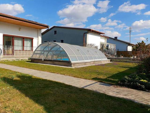 Immobilie in Sollenau - Edler Bungalow mit Swimmingpool zu verkaufen! - Bild 1