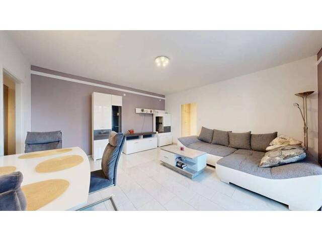 Immobilie in Trumau - Moderne Wohnung in Zentrumsnähe | verglaste Loggia | 3 Zimmer | gefragte Wohngegend - Bild 2