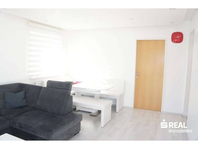 Immobilie in Höfen - Tolle 3-Zimmer Wohnung in bester Lage von Höfen - Bild 2