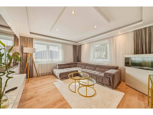 Immobilie in Tarrenz - Familienfreundliche 4,5-Zimmer-Wohnung mit Ostbalkon & schönem Ausblick - Bild 0