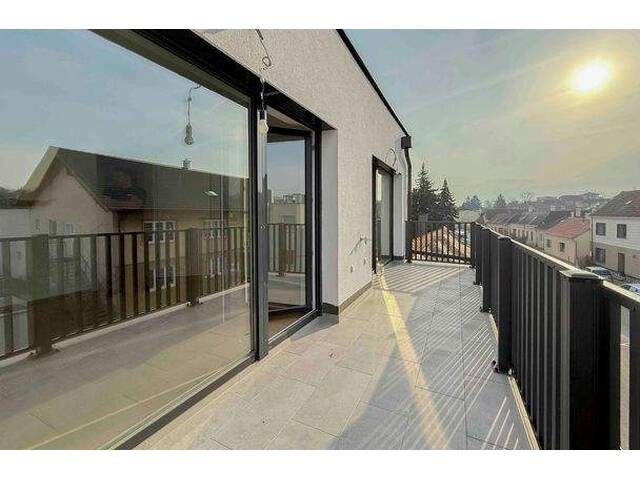 Immobilie in Harmannsdorf - ERSTBEZUG Exklusives Neubau-Haus mit 3 Terrassen, Garten und Erweiterungsoption - Bild 0